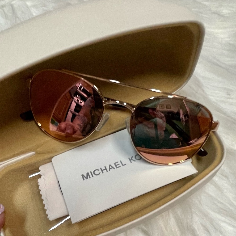 MICHAEL KORS AVIATOR STYLE MIRRORED SUNGLASSES NIB